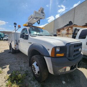 2007 Ford F450 Altec Bucket Truck