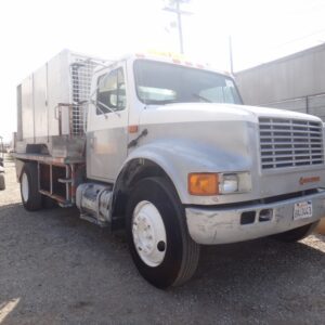 1992 INTERNATIONAL TRUCK 4600 WITH AIR COMPRESSOR